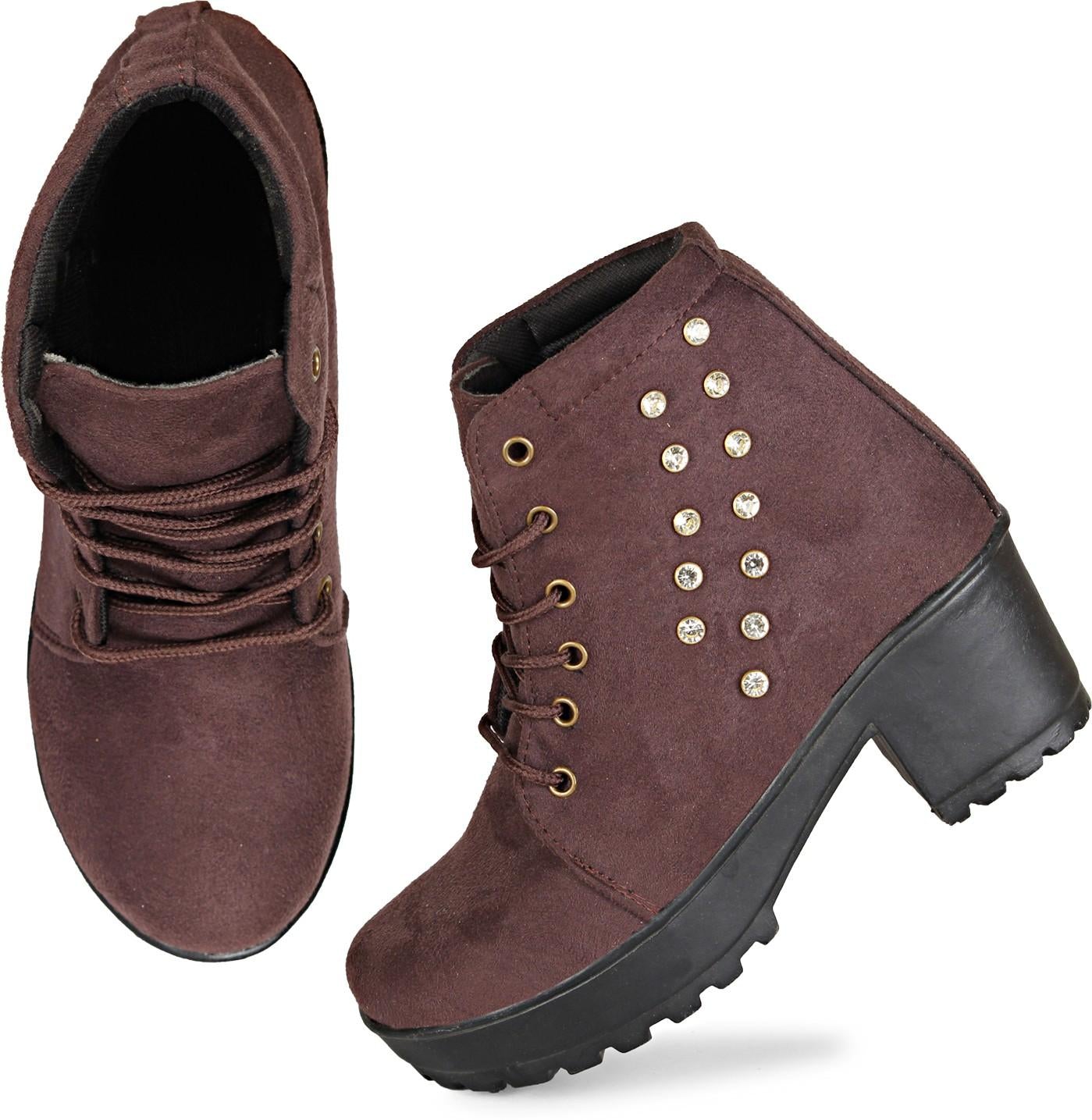 Studded Detail Casual Boots