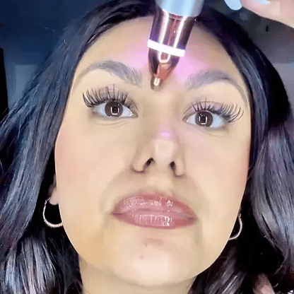 LumiBrow™ Portable Eyebrow Trimmer
