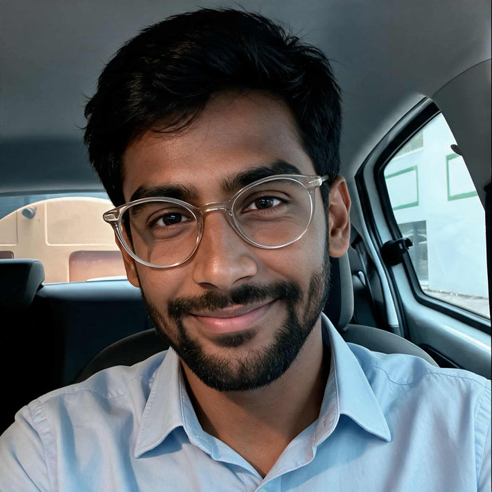 Clearzy customer Varun wearing glasses